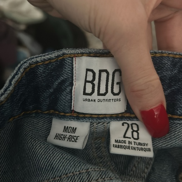 BDG High-rise Mom Jeans - Picture 3 of 3